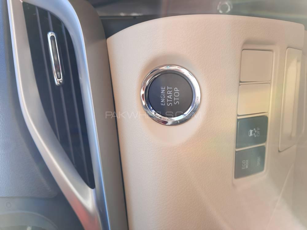 Toyota Yaris Sedan 2020 for Sale in Lahore Toyota Yaris Sedan 2020 for Sale in Lahore Image-15