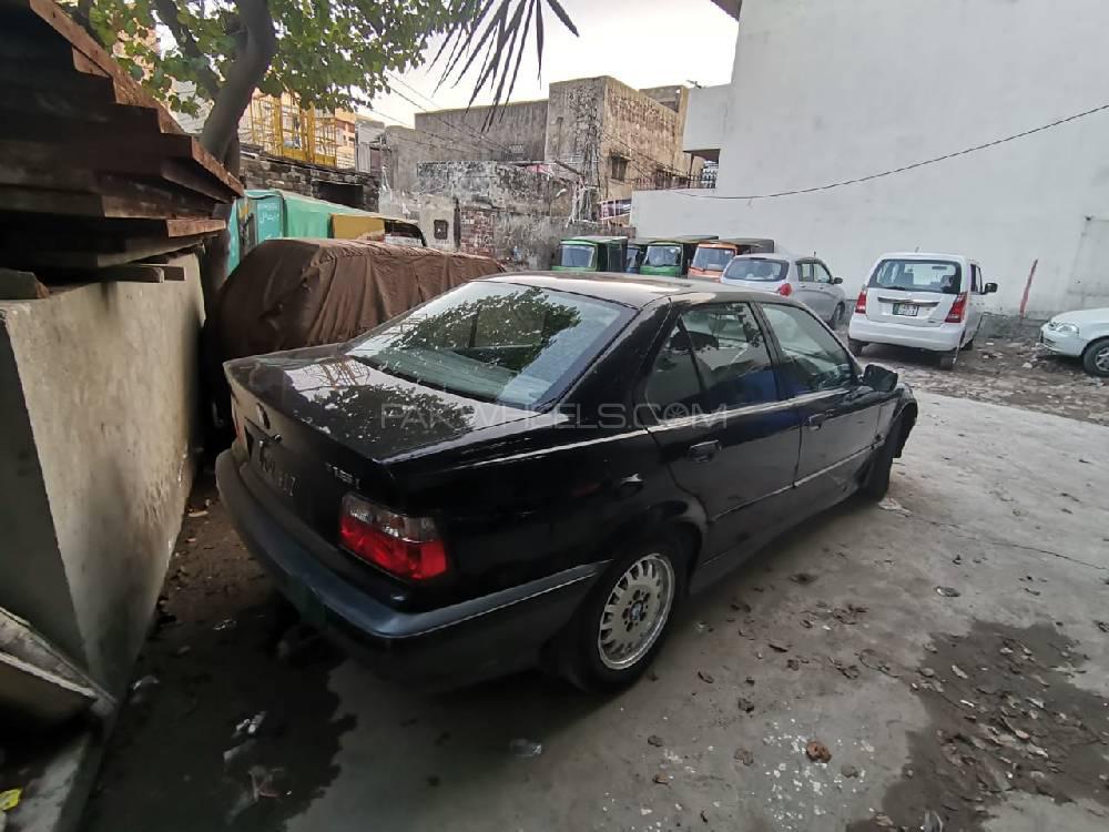 بی ایم ڈبلیو 3 سیریز 1993 for Sale in لاہور بی ایم ڈبلیو 3 سیریز 1993 for Sale in لاہور Image-16
