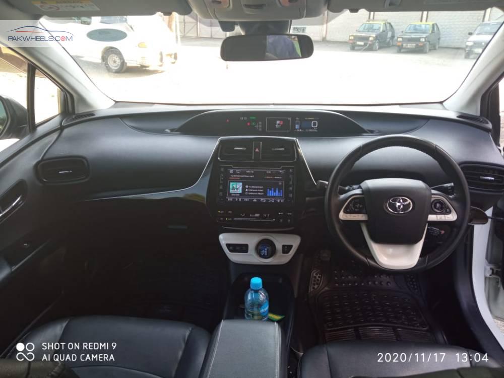 Toyota Prius 2015 for Sale in Rawalpindi Toyota Prius 2015 for Sale in Rawalpindi Image-14