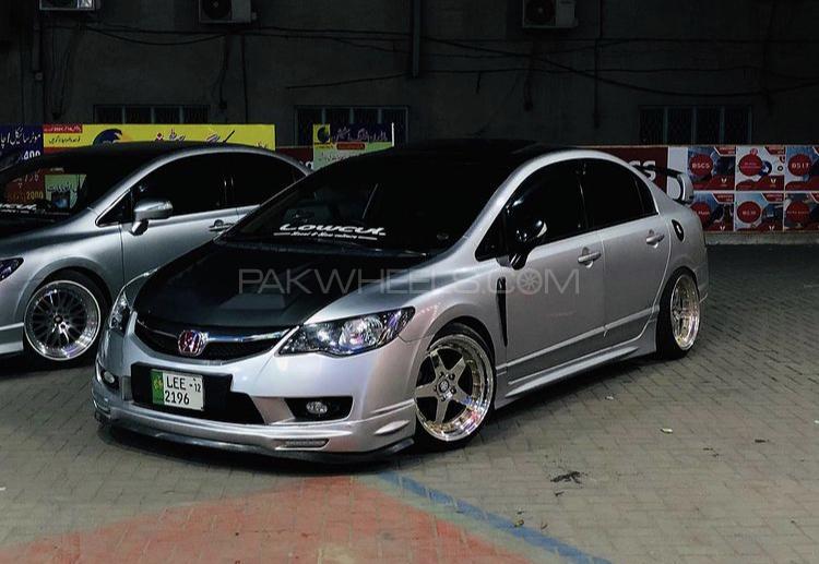 Honda Civic - 2012  Honda Civic - 2012  Image-2