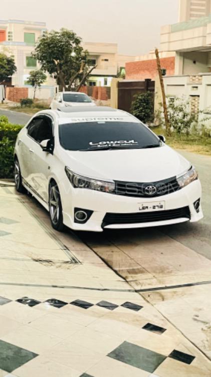 Toyota Corolla - 2017  Toyota Corolla - 2017  Image-2