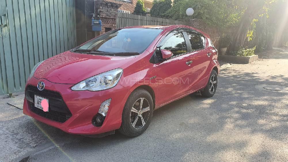 Toyota Aqua 2015 for Sale in Islamabad Image-1