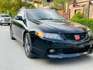ہونڈا اکارڈ - 2005