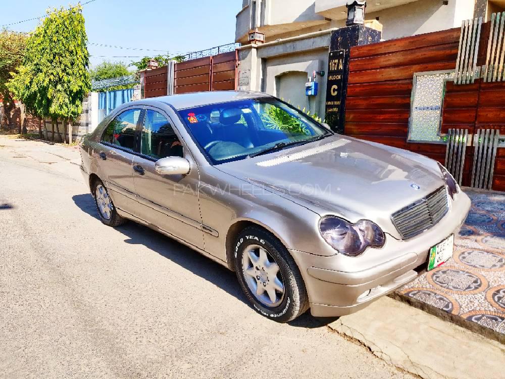 Mercedes Benz C Class 2003 for Sale in Lahore Mercedes Benz C Class 2003 for Sale in Lahore Image-6