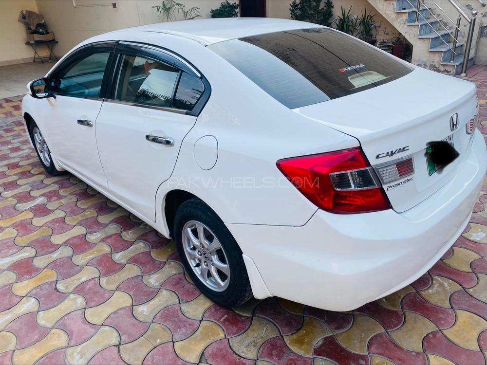 Honda Civic 2014 for Sale in Lahore Honda Civic 2014 for Sale in Lahore Image-9