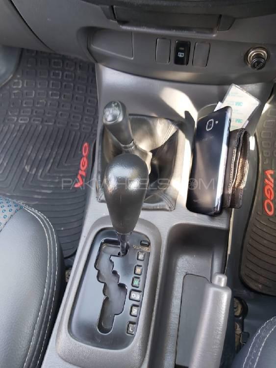 Toyota Hilux 2013 for Sale in Rawalpindi Toyota Hilux 2013 for Sale in Rawalpindi Image-11