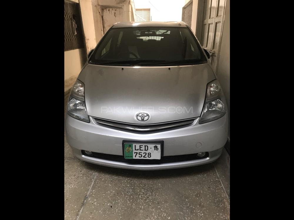 Toyota Prius 2007 for Sale in Nowshera cantt Image-1