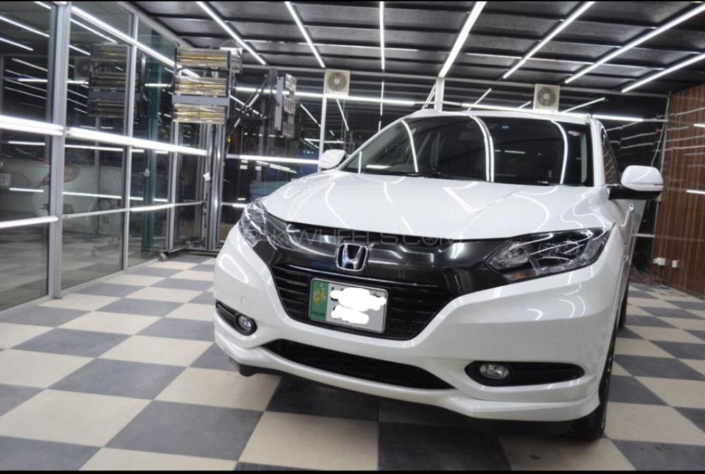 Honda Vezel 2015 for Sale in Peshawar Image-1