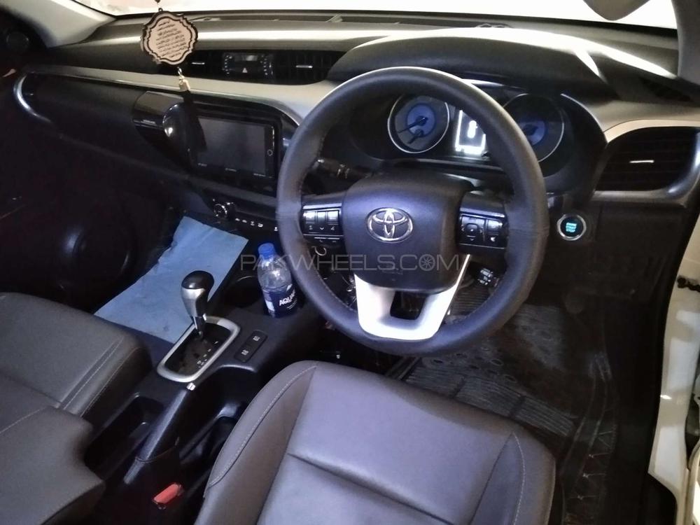 Toyota Hilux 2018 for Sale in Karachi Toyota Hilux 2018 for Sale in Karachi Image-4
