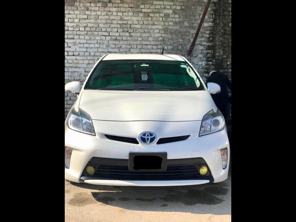 Toyota Prius 2014 for Sale in Peshawar Image-1
