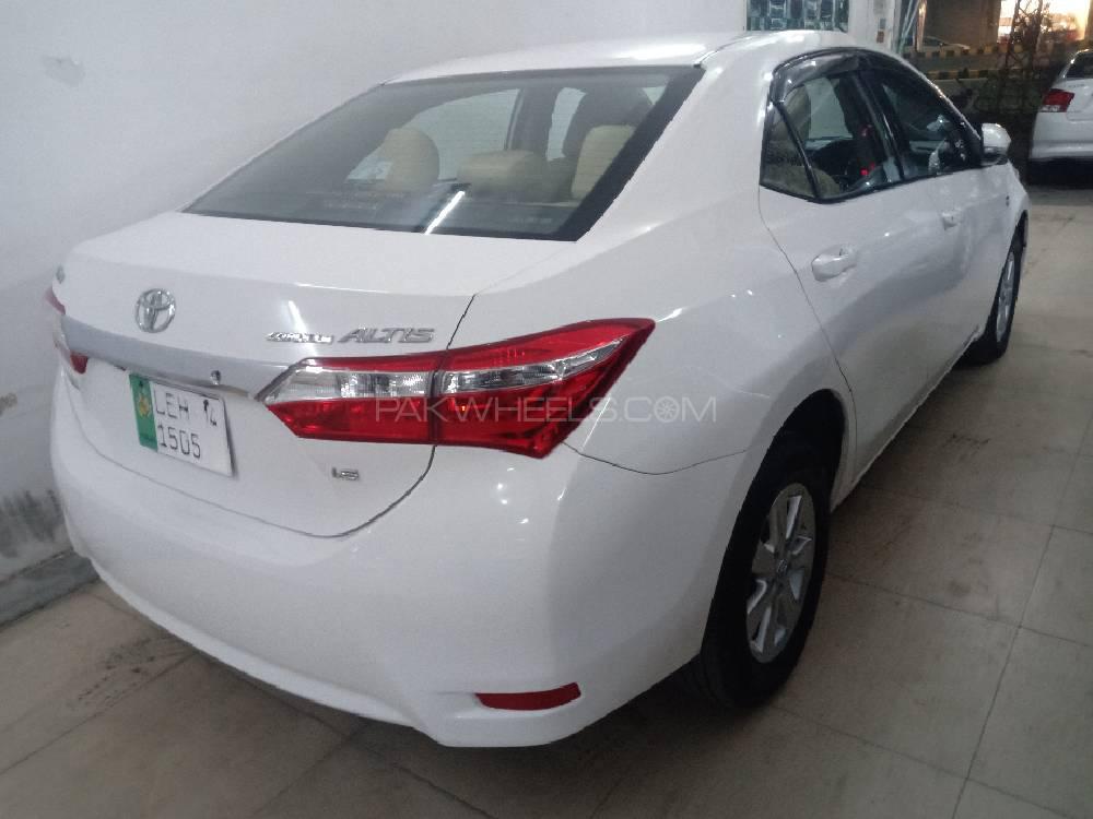Toyota Corolla 2014 for Sale in Lahore Toyota Corolla 2014 for Sale in Lahore Image-8