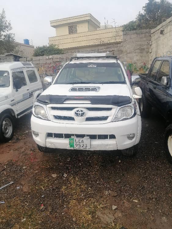Toyota Hilux 2008 for Sale in Islamabad Image-1
