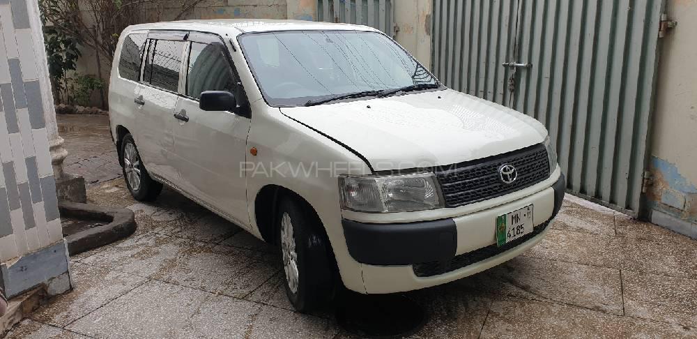 Toyota Probox 2007 for Sale in Lahore Image-1