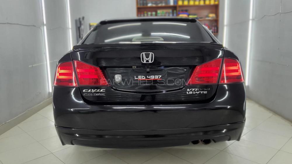 Honda Civic - 2011  Honda Civic - 2011  Image-7