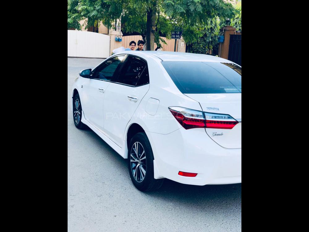 Toyota Corolla 2018 for Sale in Peshawar Toyota Corolla 2018 for Sale in Peshawar Image-4