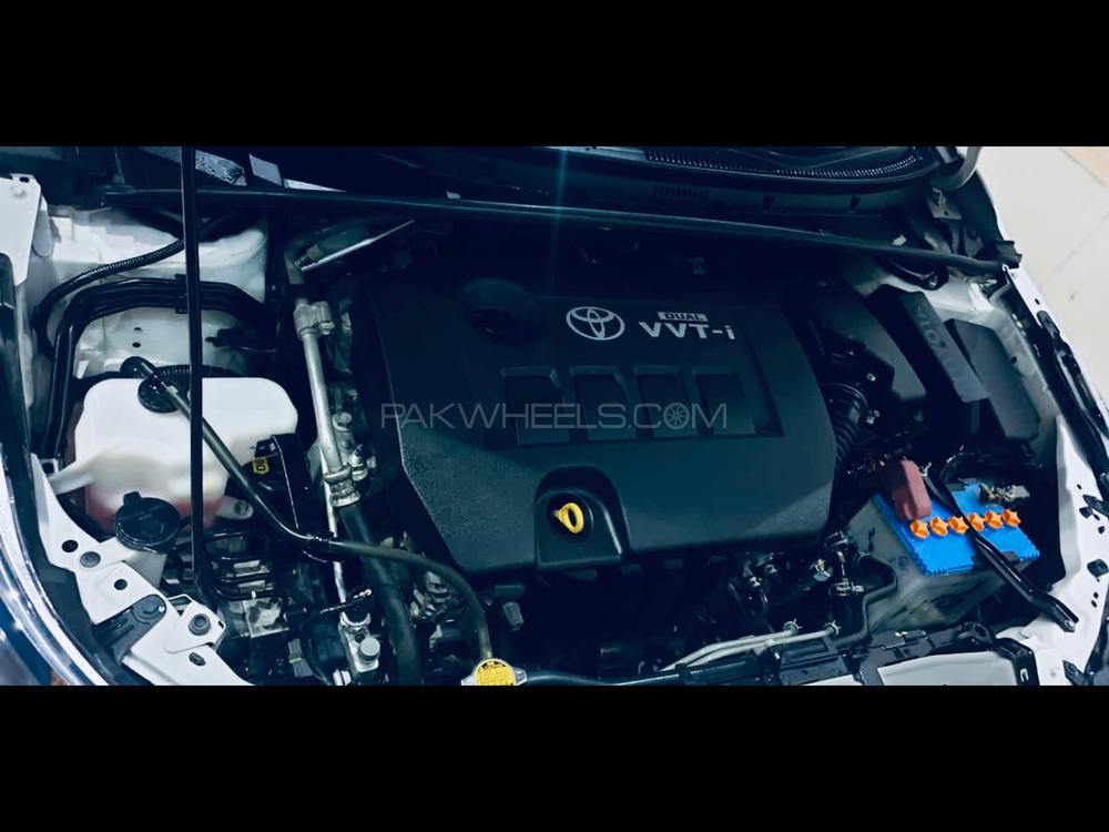 Toyota Corolla 2018 for Sale in Peshawar Toyota Corolla 2018 for Sale in Peshawar Image-12
