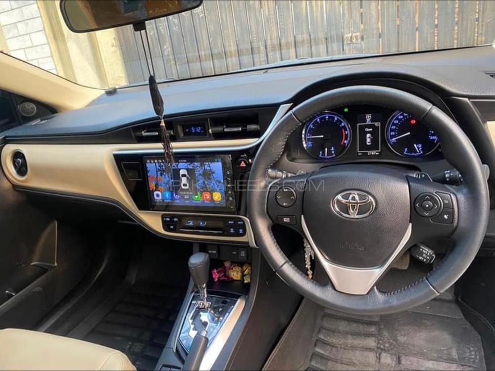 Toyota Corolla 2018 for Sale in Peshawar Toyota Corolla 2018 for Sale in Peshawar Image-15