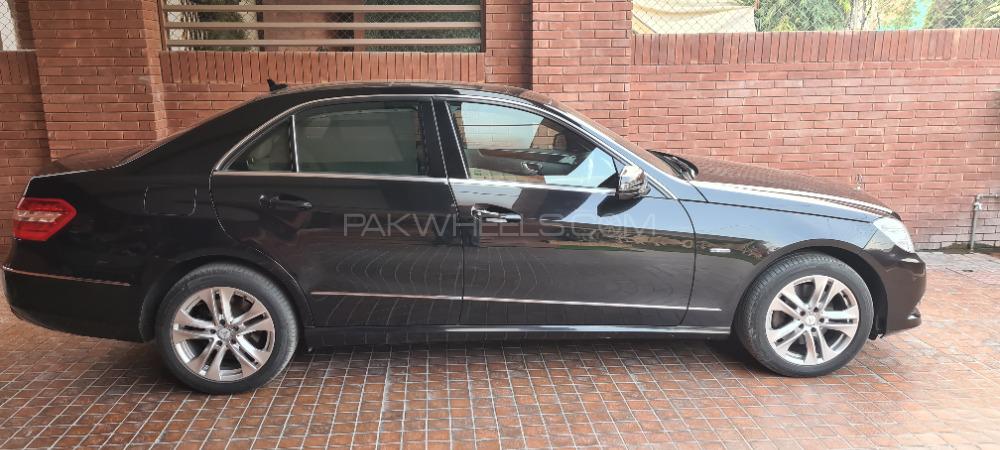 مرسڈیز بینز ای کلاس 2012 for Sale in لاہور مرسڈیز بینز ای کلاس 2012 for Sale in لاہور Image-10