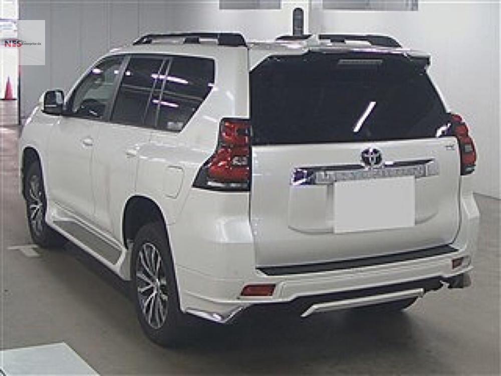 Toyota Prado 2017 for Sale in Karachi Toyota Prado 2017 for Sale in Karachi Image-2