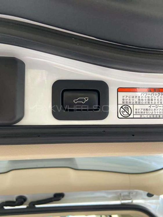 Lexus LX Series 2016 for Sale in Karachi Lexus LX Series 2016 for Sale in Karachi Image-10