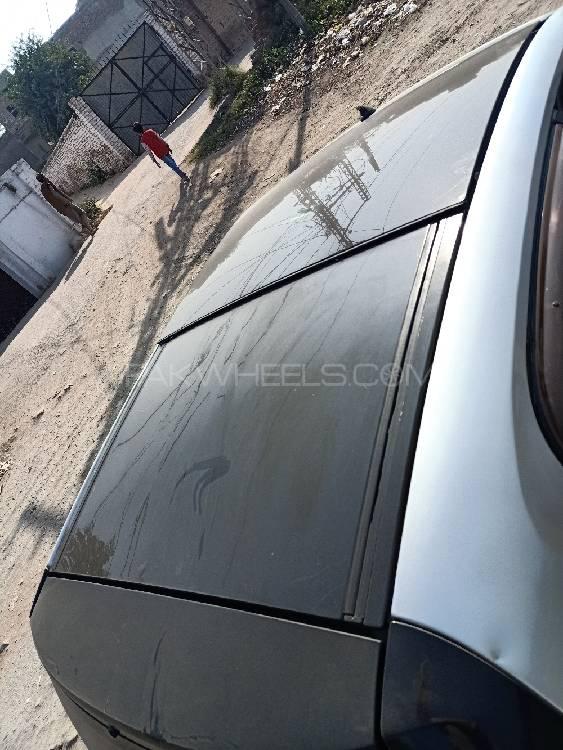 Toyota Starlet 2005 for Sale in Peshawar Toyota Starlet 2005 for Sale in Peshawar Image-5