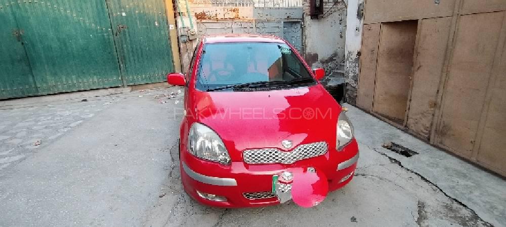 Toyota Vitz 2004 for Sale in Peshawar Image-1