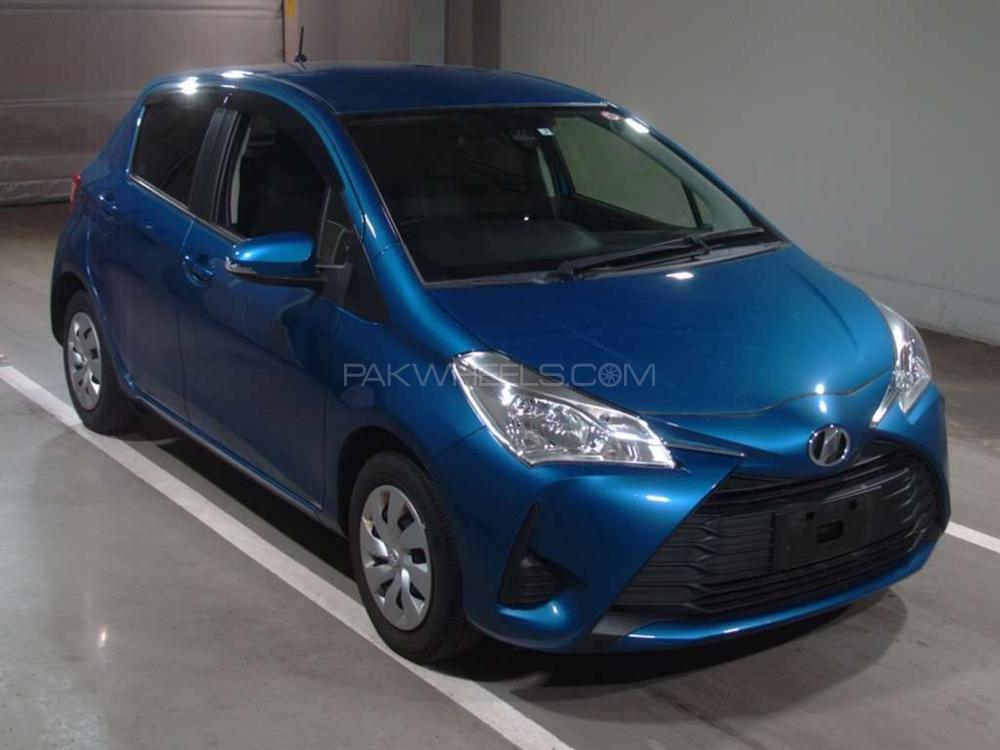 Toyota Vitz 2017 for Sale in Sahiwal Toyota Vitz 2017 for Sale in Sahiwal Image-7