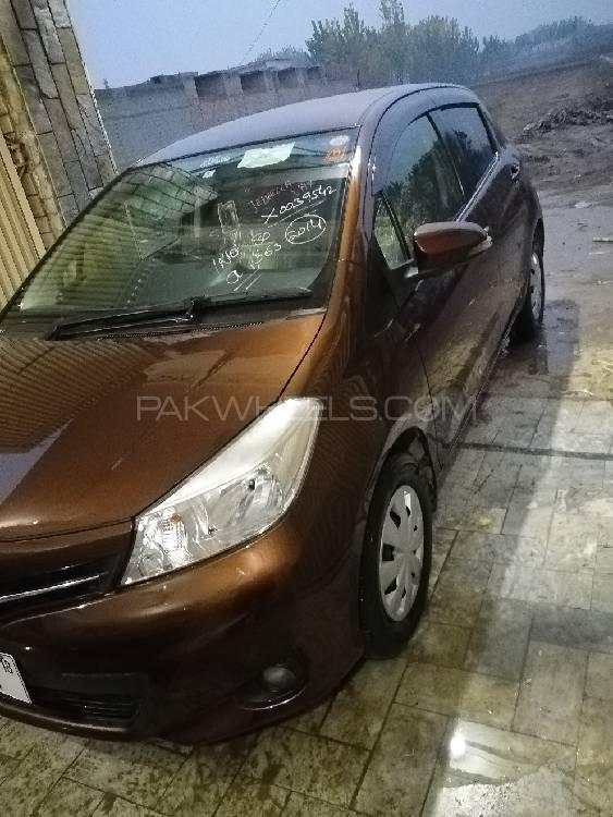 Toyota Vitz 2014 for Sale in Mardan Toyota Vitz 2014 for Sale in Mardan Image-6