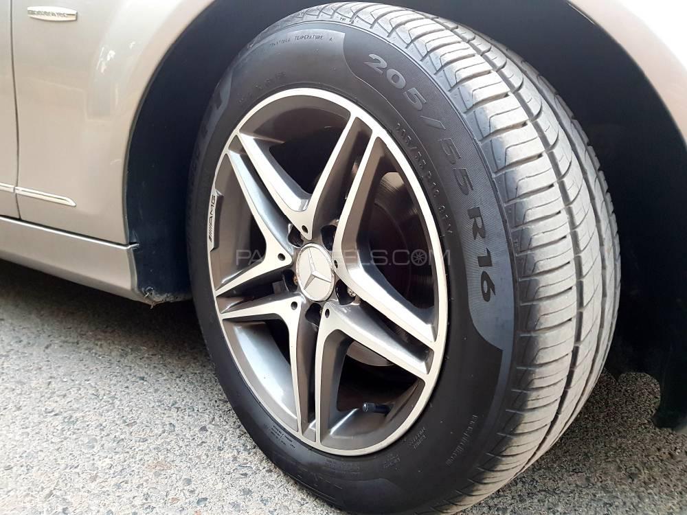 Mercedes Benz C Class 2007 for Sale in Lahore Mercedes Benz C Class 2007 for Sale in Lahore Image-9