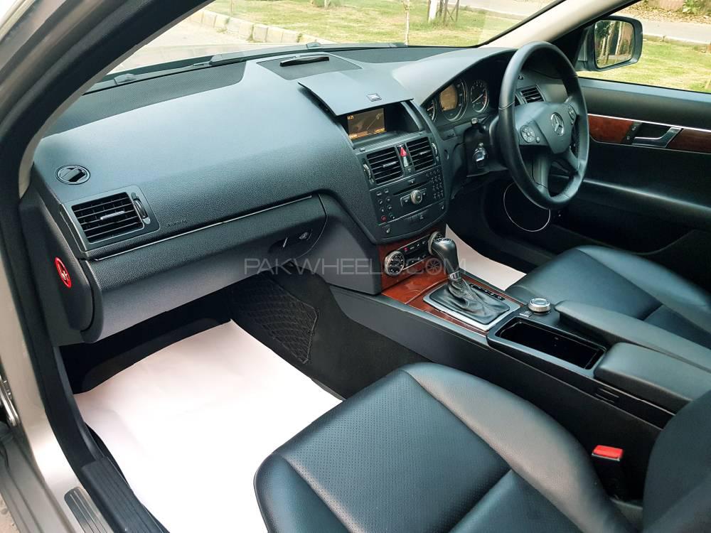 Mercedes Benz C Class 2007 for Sale in Lahore Mercedes Benz C Class 2007 for Sale in Lahore Image-16