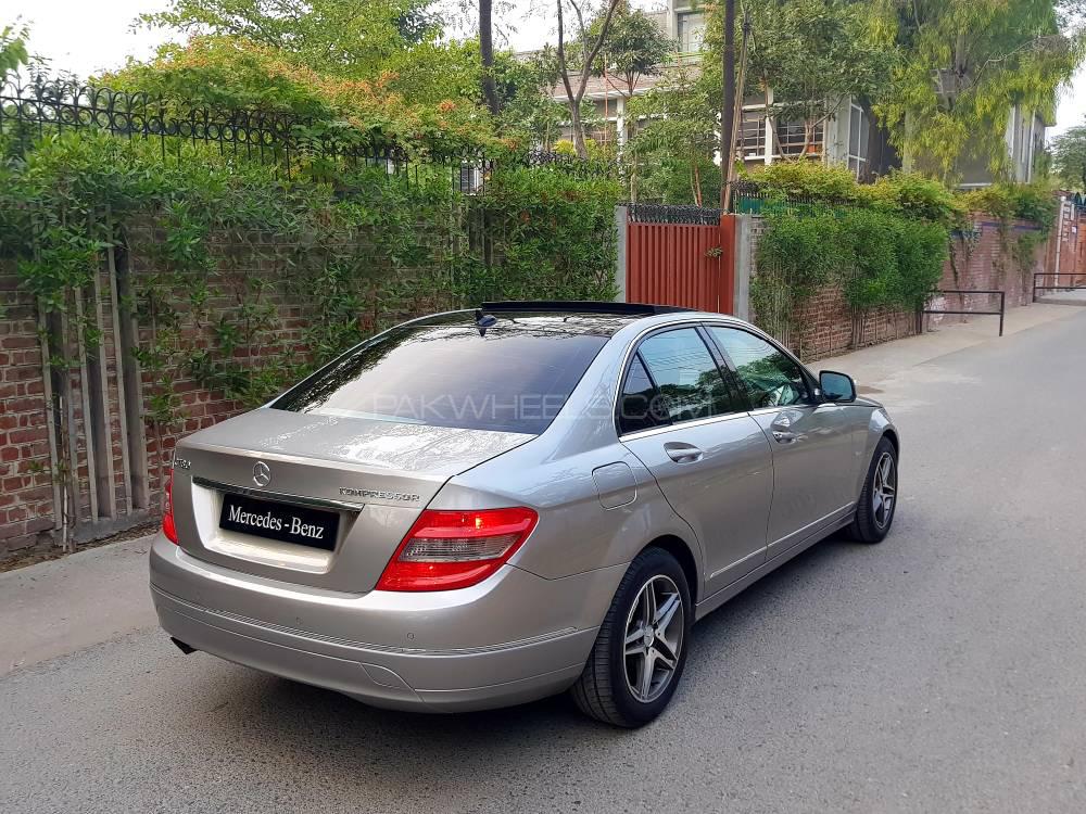 Mercedes Benz C Class 2007 for Sale in Lahore Mercedes Benz C Class 2007 for Sale in Lahore Image-11
