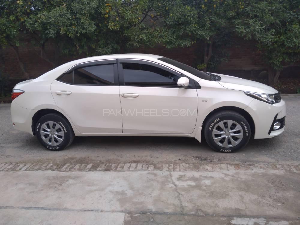 Toyota Corolla 2018 for Sale in Peshawar Toyota Corolla 2018 for Sale in Peshawar Image-3