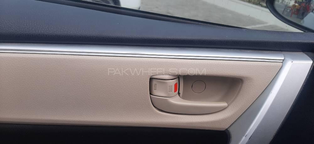 Toyota Corolla 2015 for Sale in Lahore Toyota Corolla 2015 for Sale in Lahore Image-5