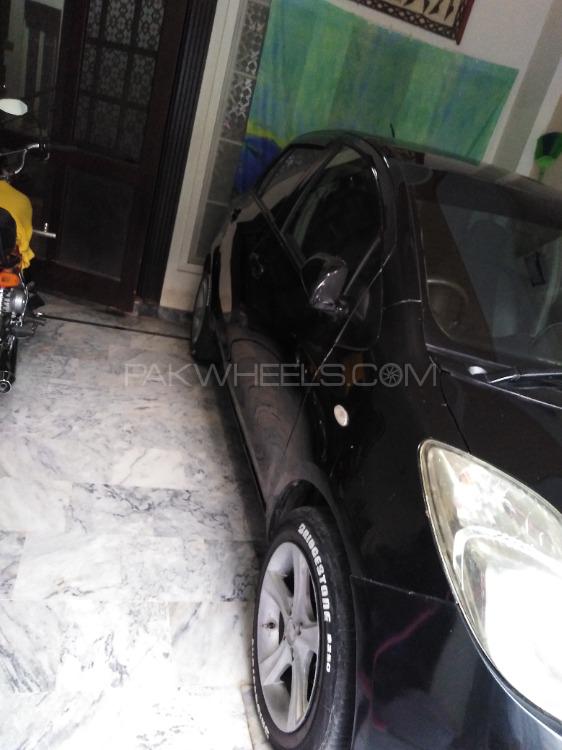 Toyota Vitz 2005 for Sale in Peshawar Image-1