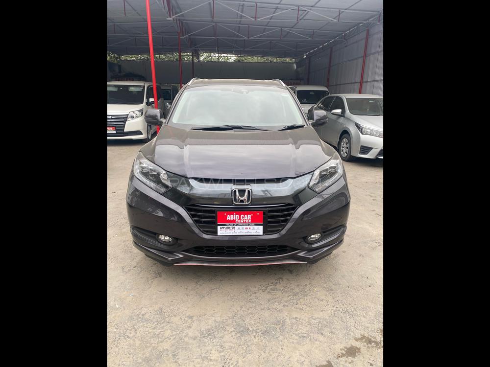 Honda Vezel 2015 for Sale in Gujranwala Image-1