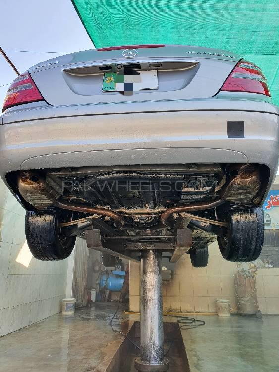 مرسڈیز بینز ای کلاس 2005 for Sale in لاہور مرسڈیز بینز ای کلاس 2005 for Sale in لاہور Image-9