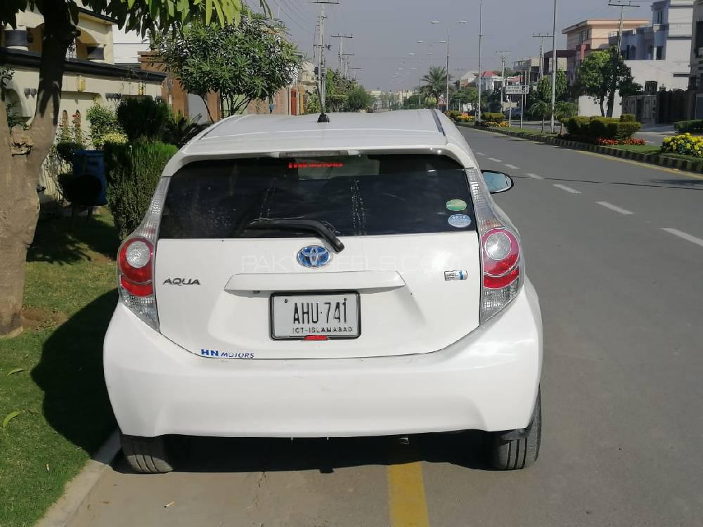 Toyota Aqua 2014 for Sale in Lahore Toyota Aqua 2014 for Sale in Lahore Image-9