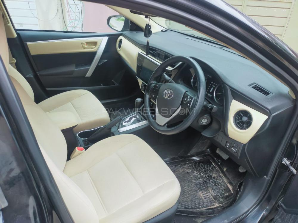 Toyota Corolla 2017 for Sale in Multan Toyota Corolla 2017 for Sale in Multan Image-5