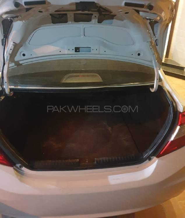 ہونڈا سوک 2013 for Sale in لاہور ہونڈا سوک 2013 for Sale in لاہور Image-7