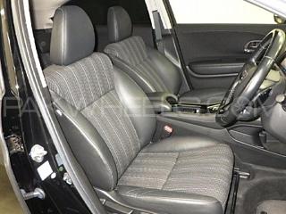 Honda Vezel 2015 for Sale in Lahore Honda Vezel 2015 for Sale in Lahore Image-7