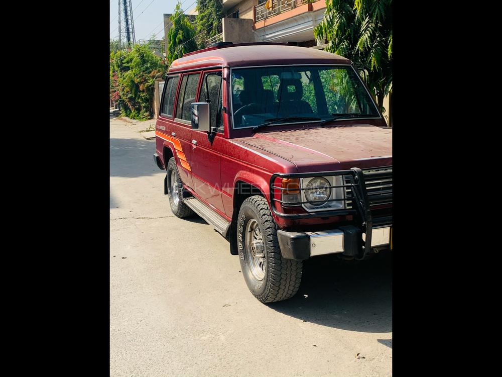 Mitsubishi Pajero 1989 for Sale in Lahore Image-1
