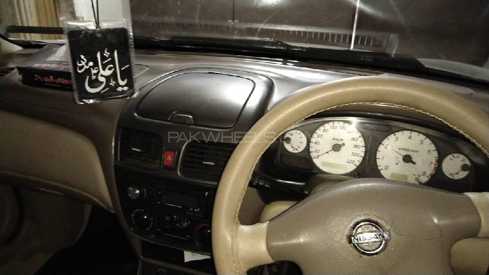 Nissan Sunny 2005 for Sale in Mian Wali Image-1