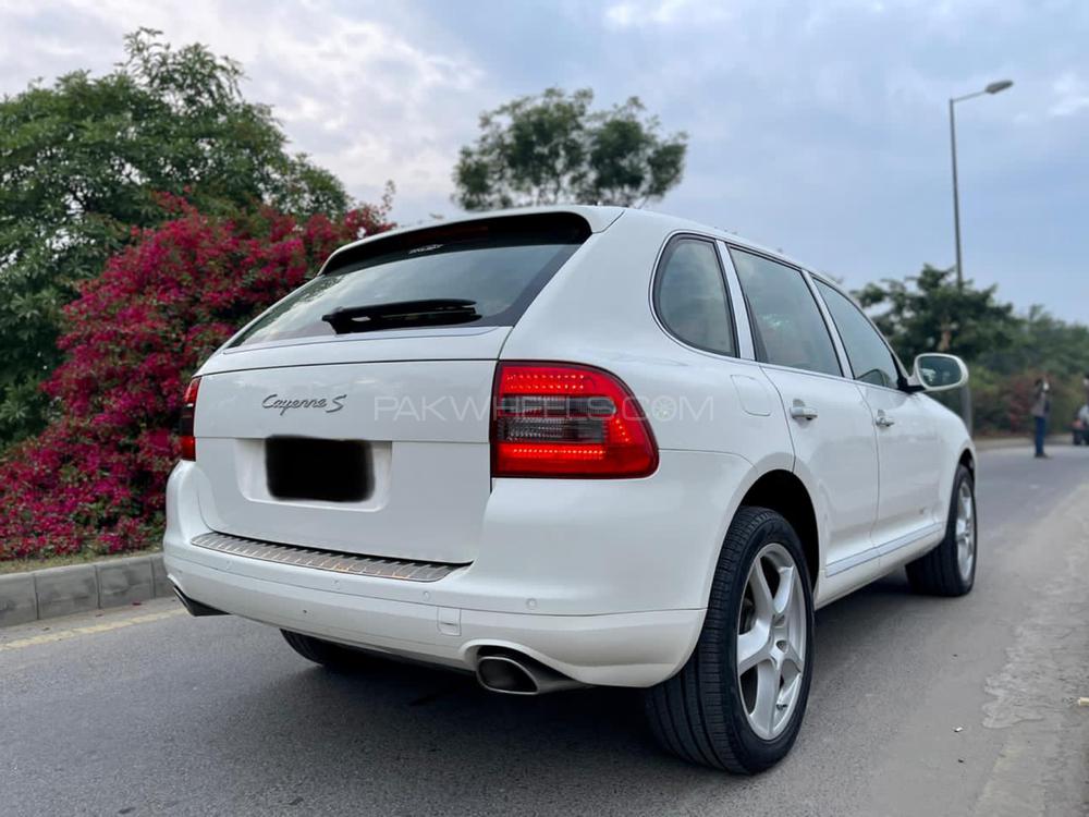 Porsche Cayenne 2006 for Sale in Lahore Porsche Cayenne 2006 for Sale in Lahore Image-3