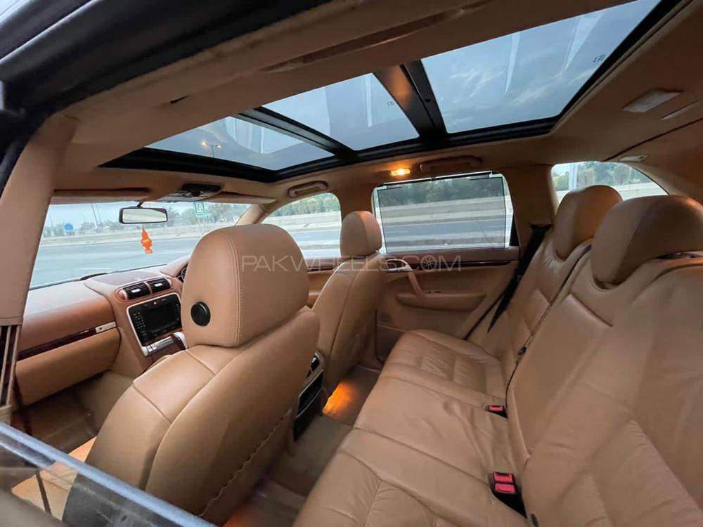 Porsche Cayenne 2006 for Sale in Lahore Porsche Cayenne 2006 for Sale in Lahore Image-16
