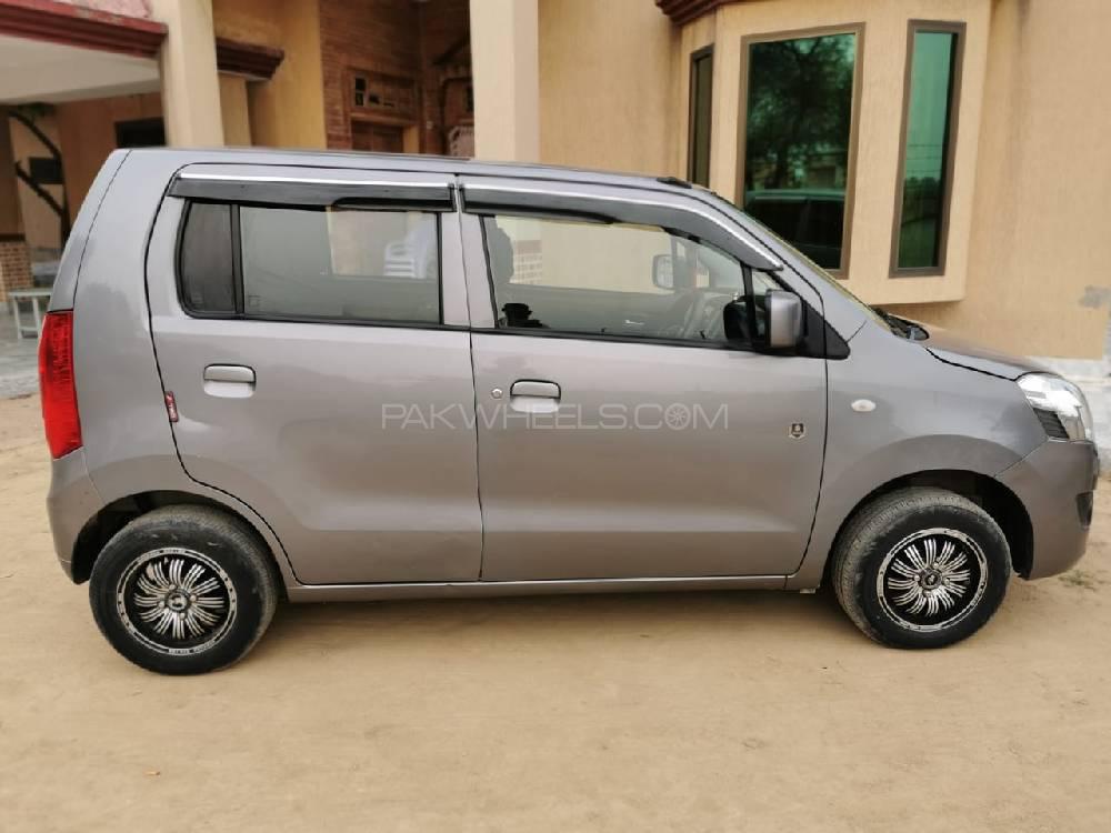 سوزوکی ویگن آر 2017 for Sale in گجرات سوزوکی ویگن آر 2017 for Sale in گجرات Image-6