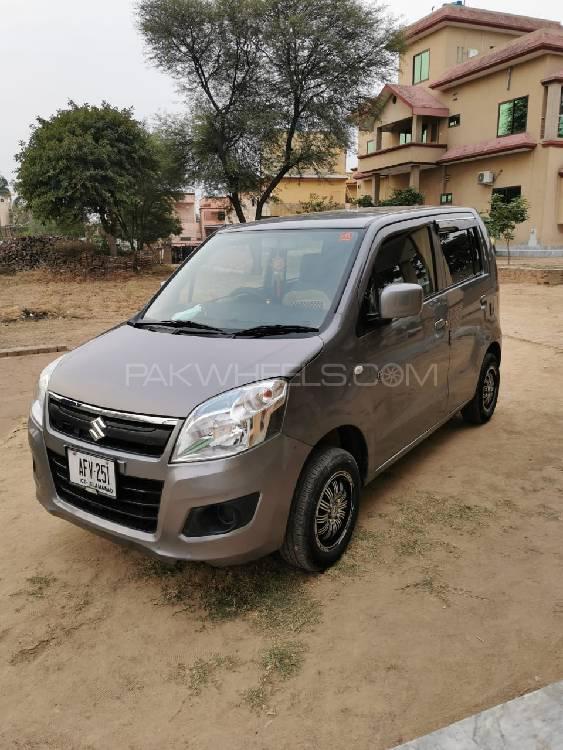 Suzuki Wagon R 2017 for Sale in Gujrat Image-1