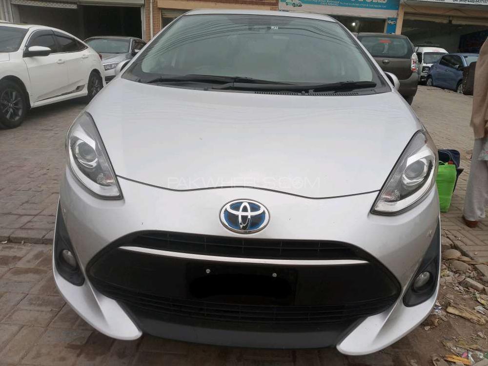 Toyota Aqua 2017 for Sale in Gujranwala Image-1