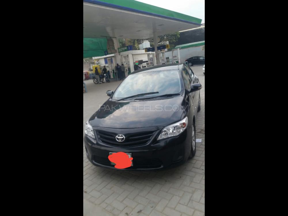 Toyota Corolla 2011 for Sale in Lahore Image-1