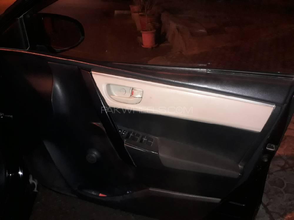 Toyota Corolla 2015 for Sale in Islamabad Toyota Corolla 2015 for Sale in Islamabad Image-4