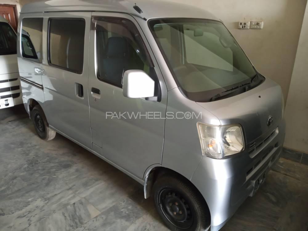 Toyota Pixis Van 2014 for Sale in Karachi Image-1